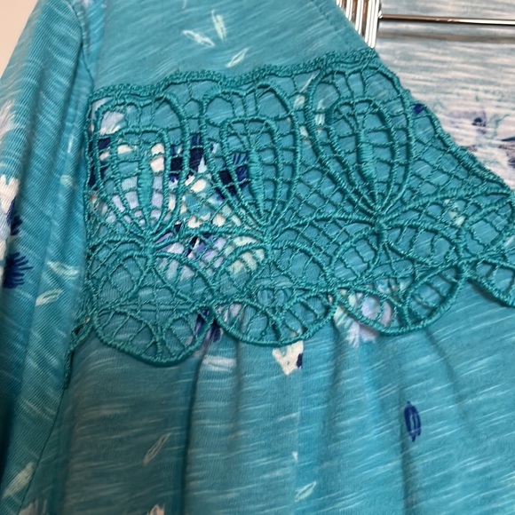 ✅ *All tops: 5 for $25* St. John Bay 2x - Picture 2 of 5